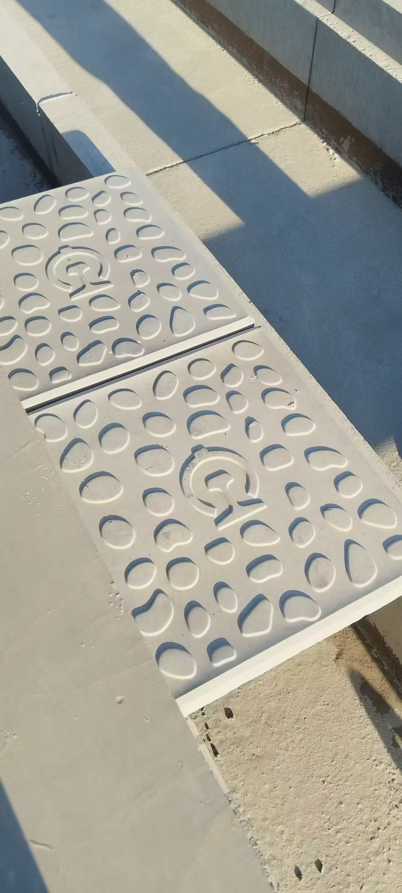 搅拌拖泵,搅拌天泵,车载搅拌泵,混凝土湿喷机,臂架泵,混凝土输送泵